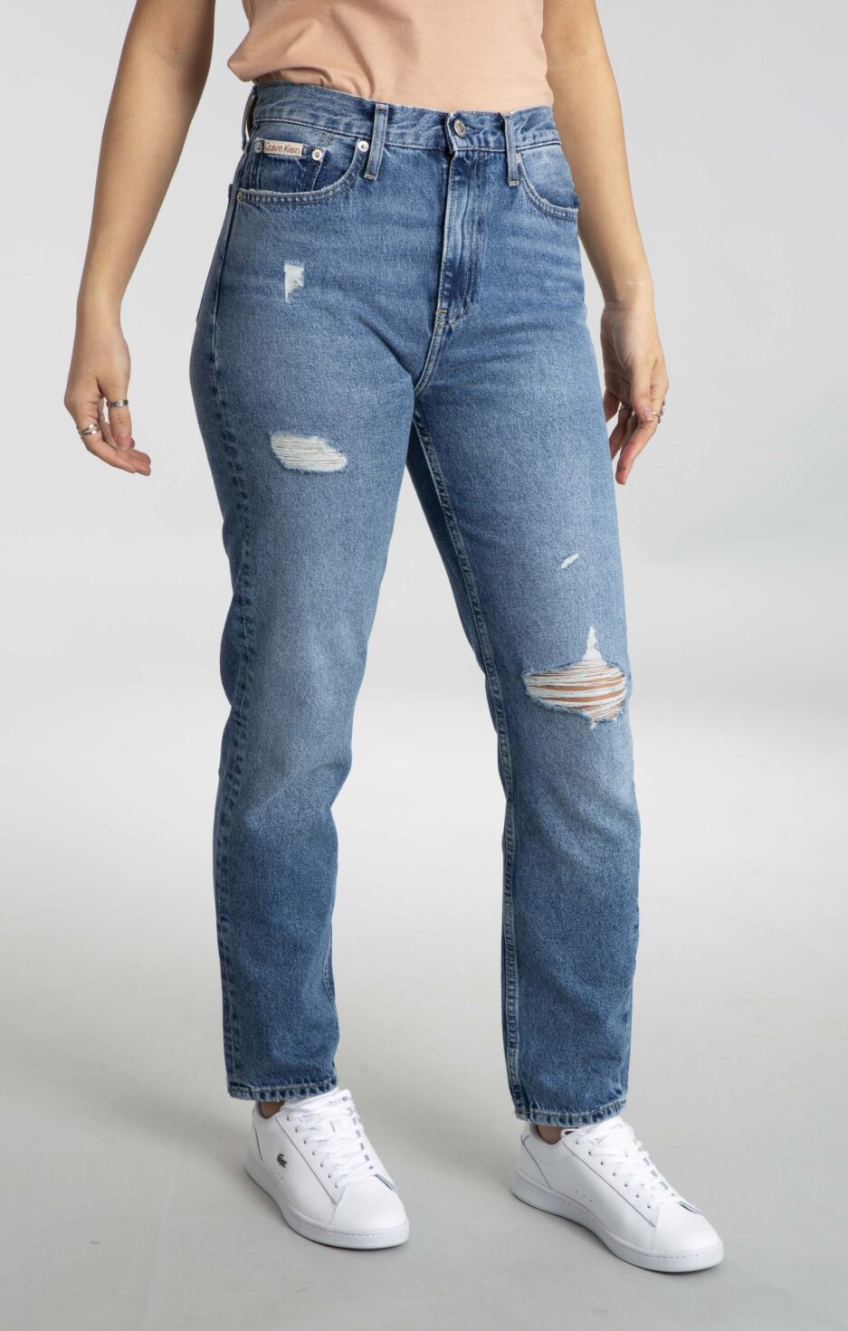 ⁦ג'ינס MOM Jean Calvin Klein לנשים⁩ – תמונה ⁦4⁩