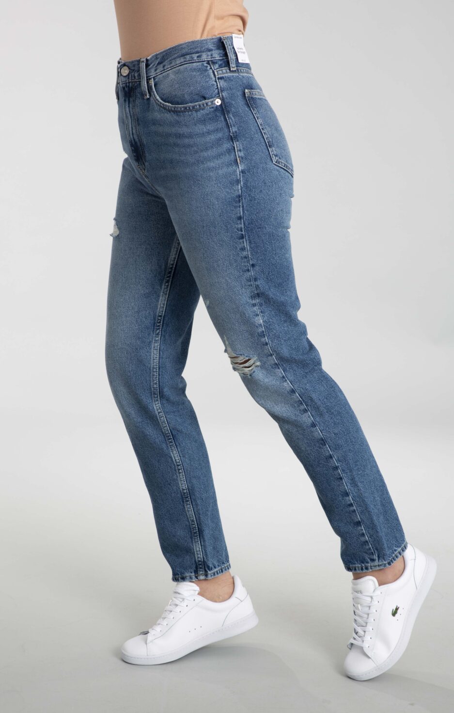 ⁦ג'ינס MOM Jean Calvin Klein לנשים⁩ – תמונה ⁦2⁩