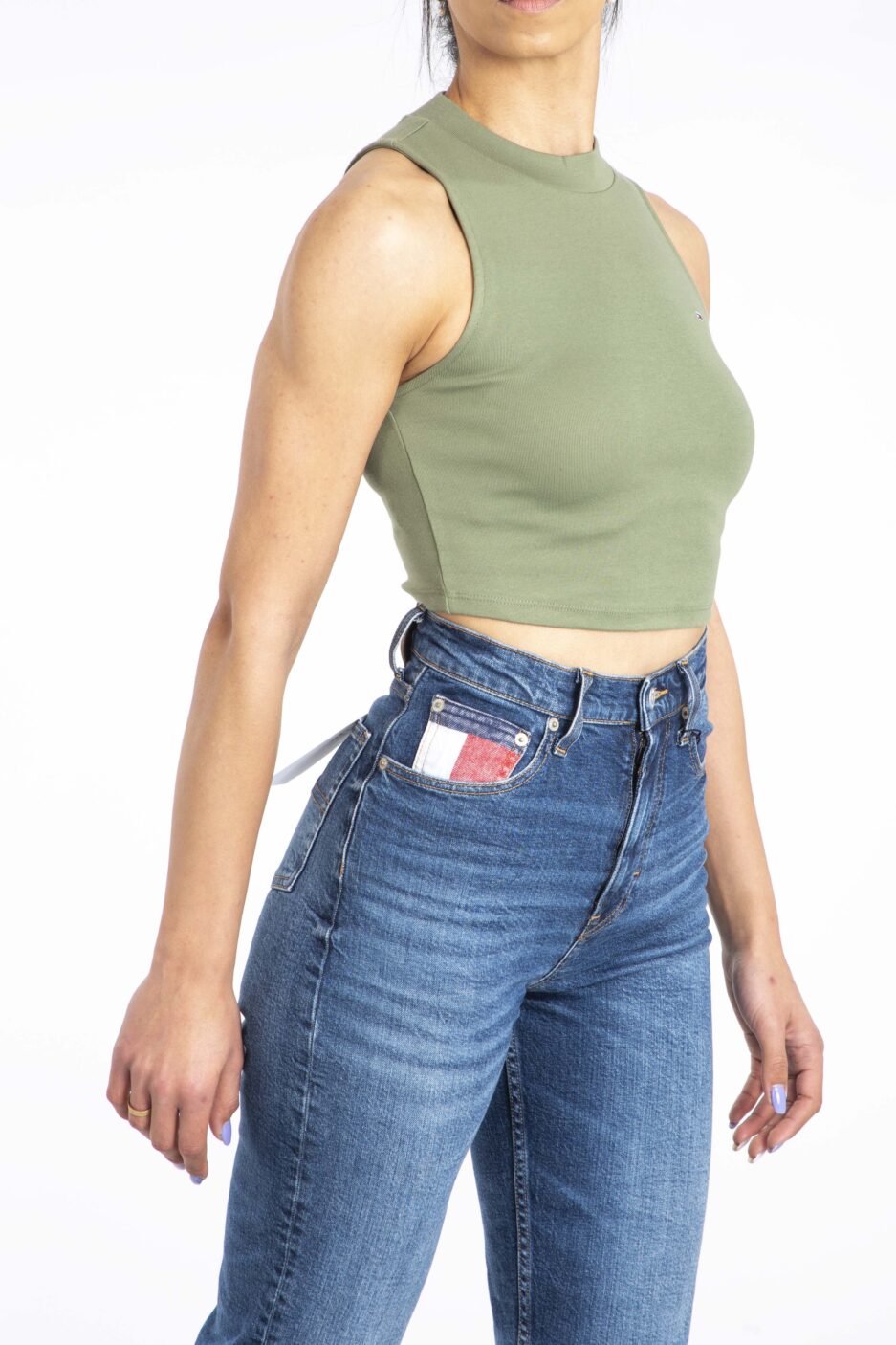 ⁦קרופ טופ רקום תוצרת Tommy Jeans⁩ – תמונה ⁦5⁩