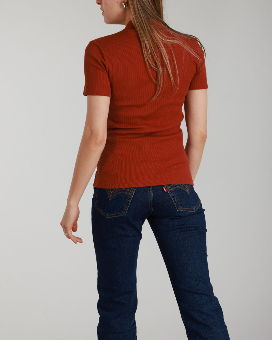 ⁦חולצת פולו לנשים Lacoste Slim Fit⁩ – תמונה ⁦16⁩