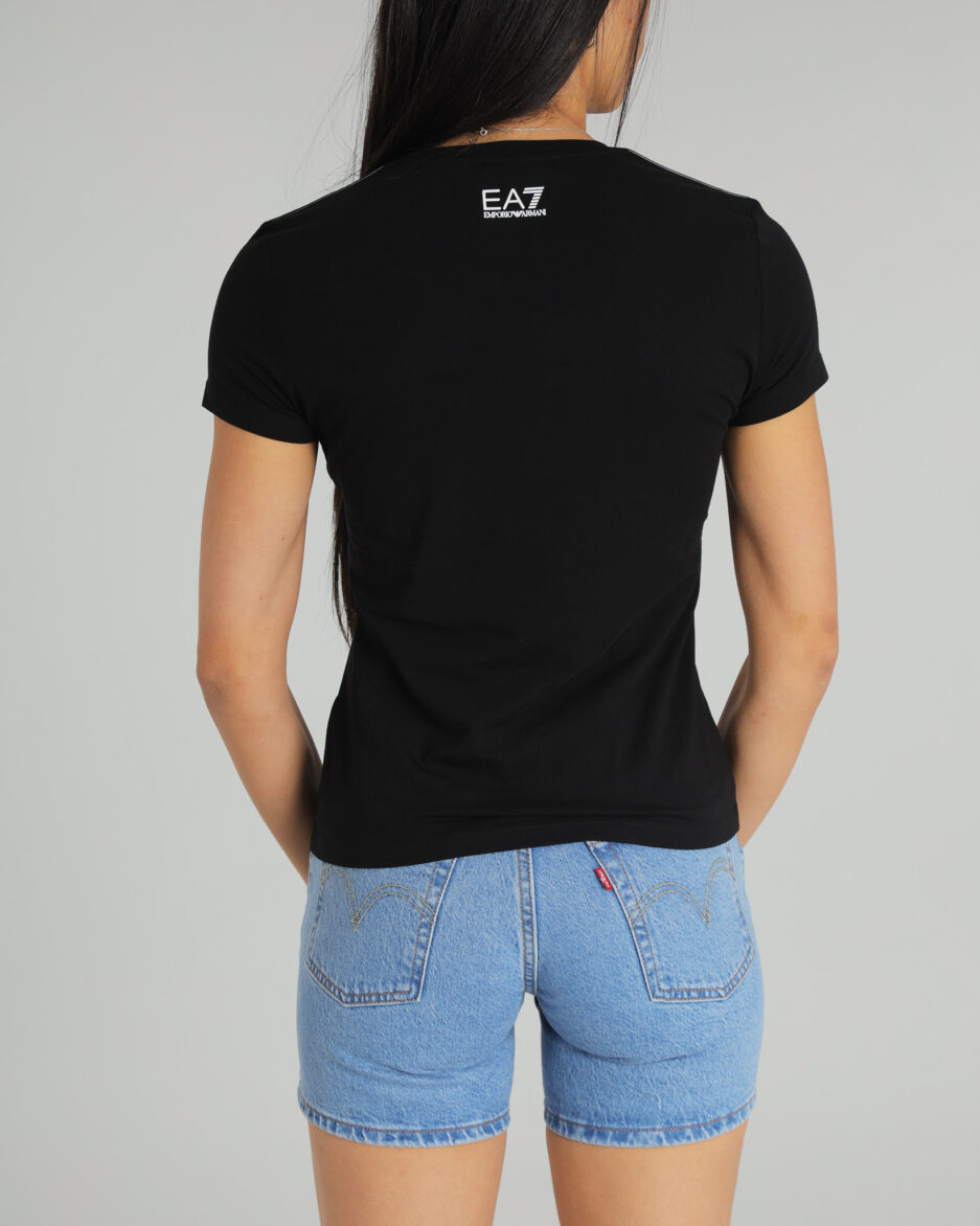 ⁦חולצת טי לוגו EA7⁩ – תמונה ⁦6⁩