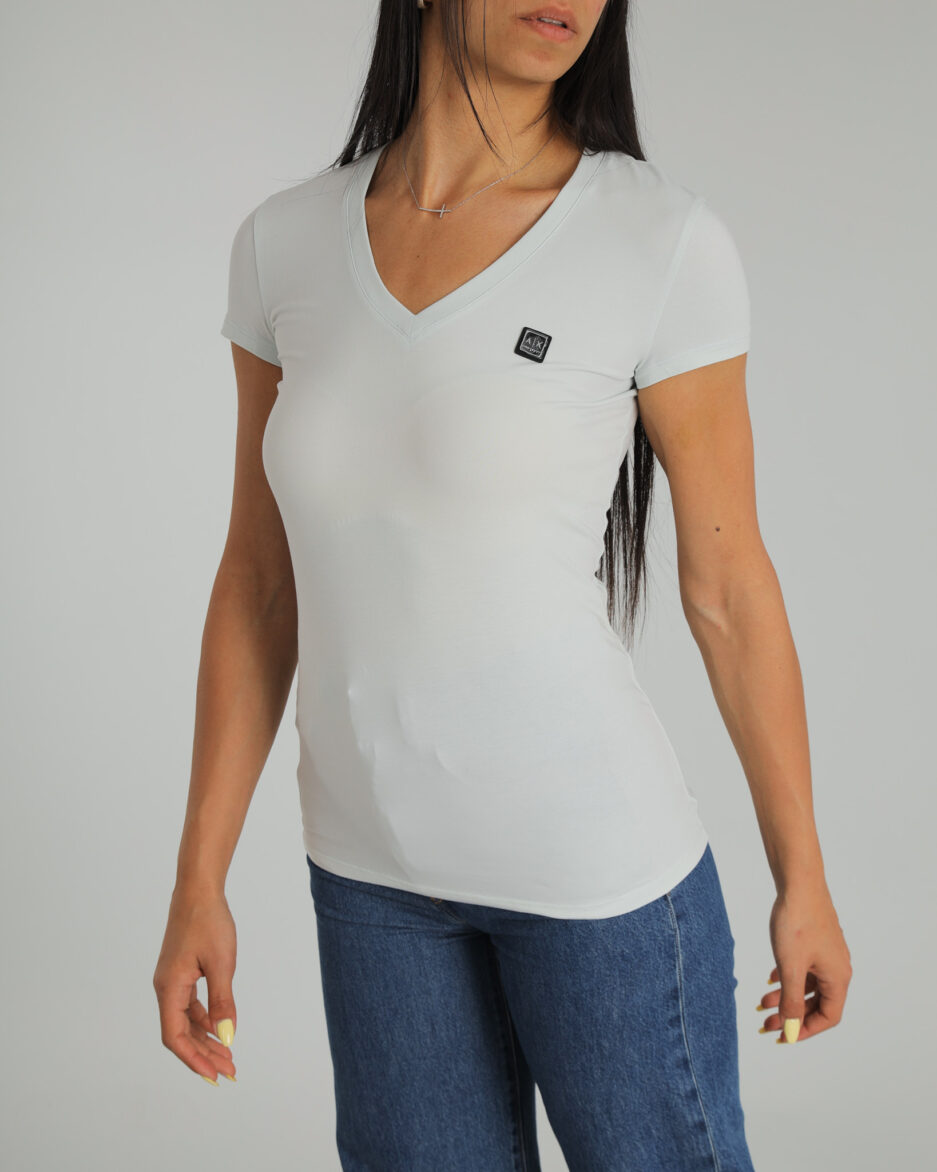 ⁦חולצת טי V-נייק נשים - Armani Exchange⁩ – תמונה ⁦4⁩