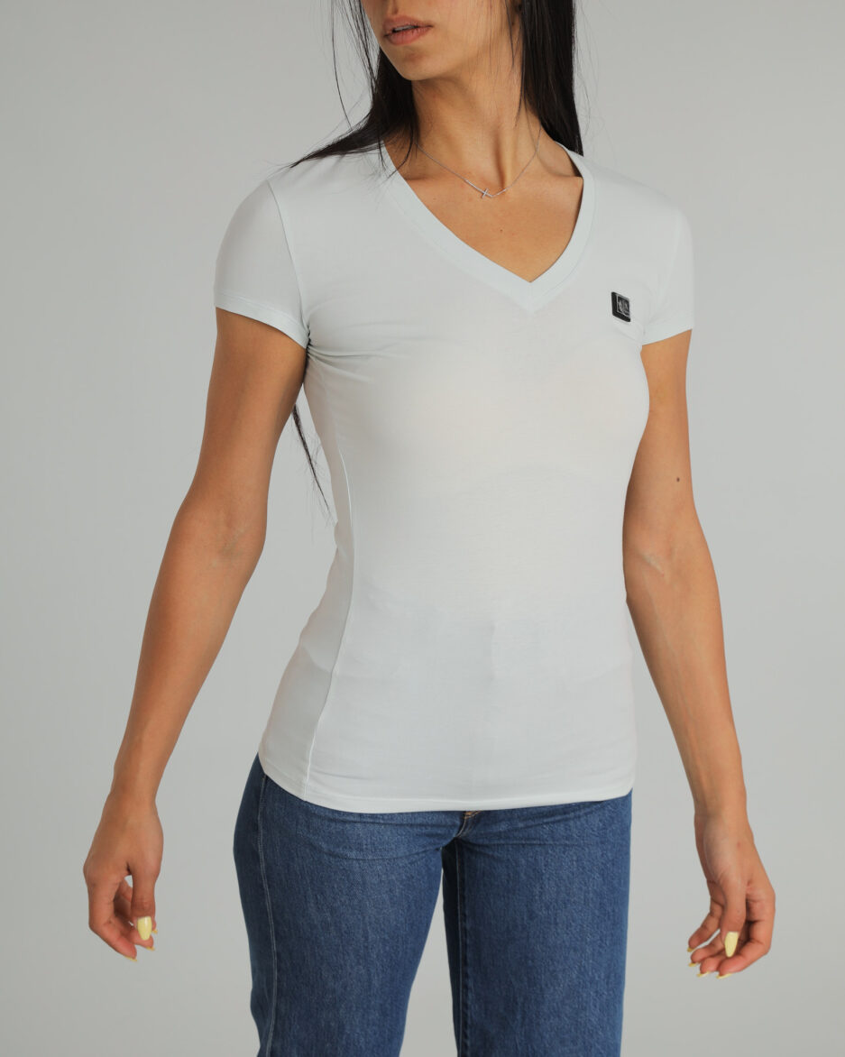 ⁦חולצת טי V-נייק נשים - Armani Exchange⁩ – תמונה ⁦2⁩