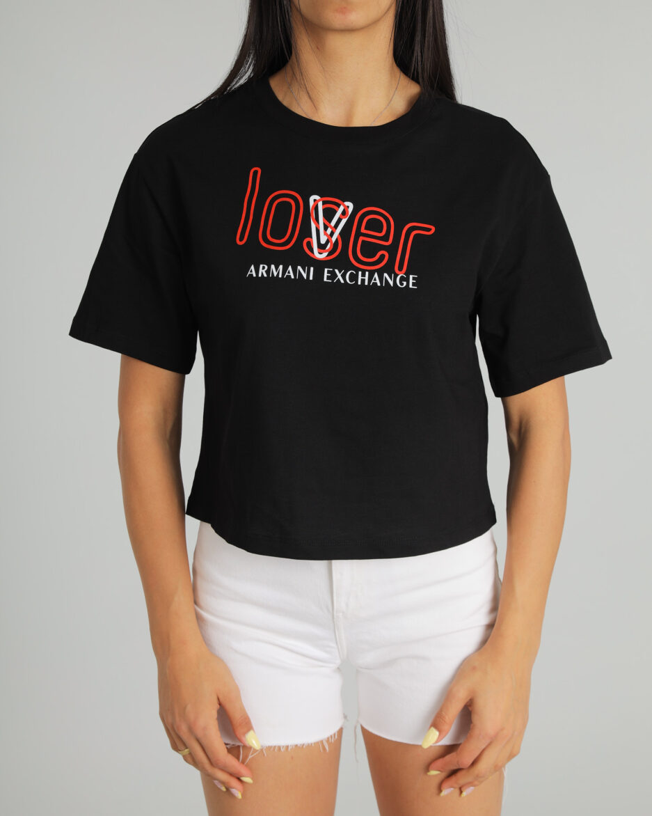 ⁦חולצת קרופ LOVEr - Armani Exchange⁩ – תמונה ⁦3⁩