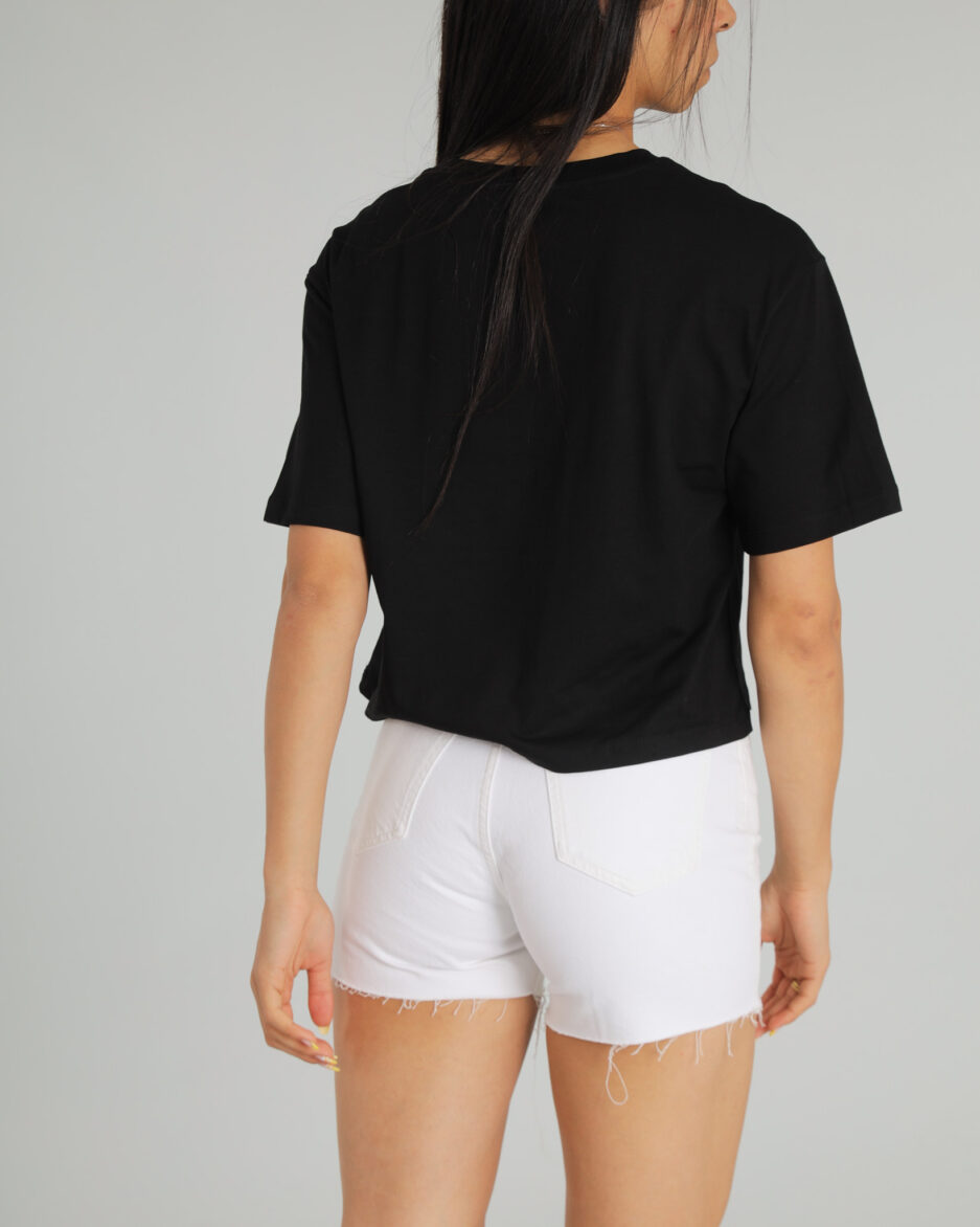 ⁦חולצת קרופ LOVEr - Armani Exchange⁩ – תמונה ⁦5⁩