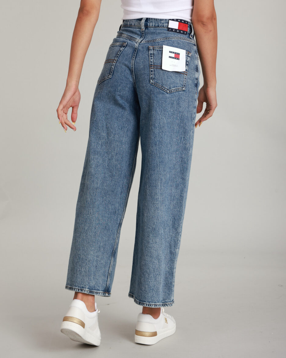 ⁦ג'ינס נשים רחב Tommy Jeans Charlie⁩ – תמונה ⁦4⁩