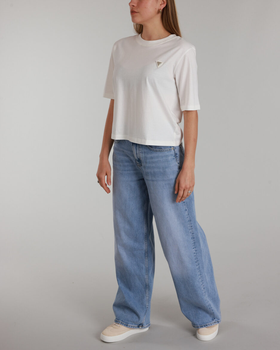 חולצת טי Guess Colette Boxy