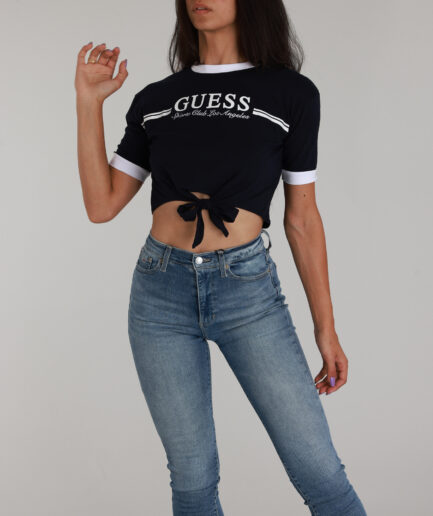 טי שירט עם לוגו וקשר לנשים מבית GUESS