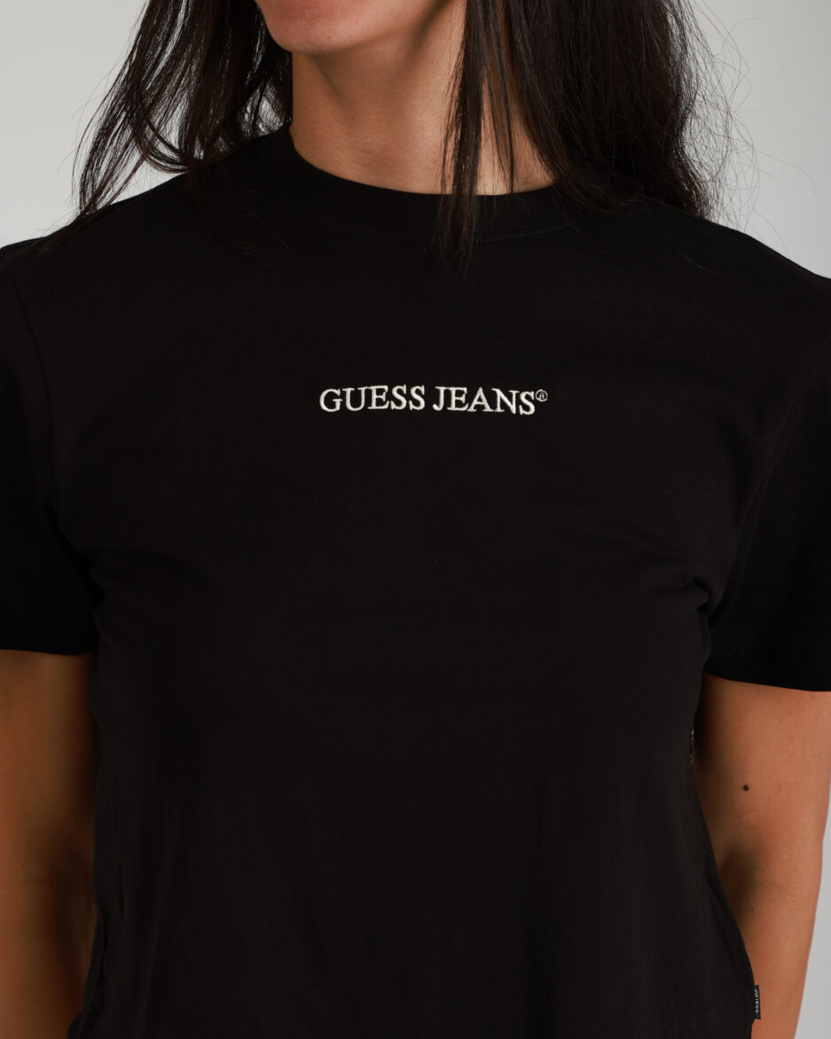 ⁦טי-שירט קרופ עם לוגו רקום מבית GUESS⁩ – תמונה ⁦4⁩