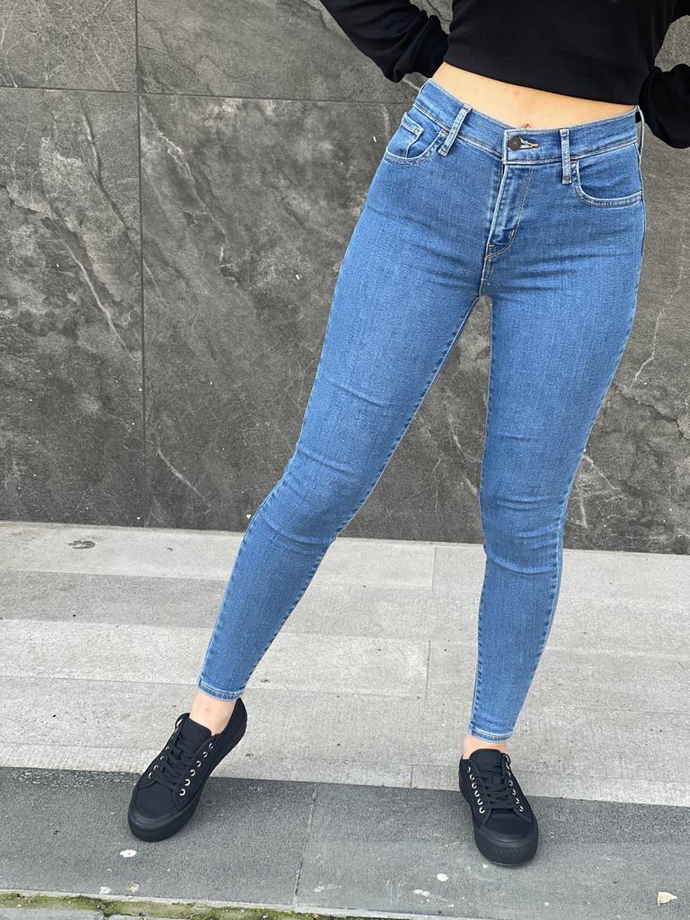 מכנס גינס לאישה - Levis