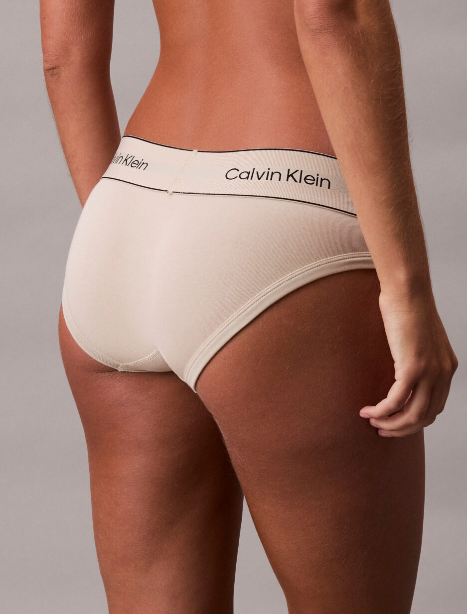 ⁦תחתוני Calvin Klein⁩ – תמונה ⁦4⁩