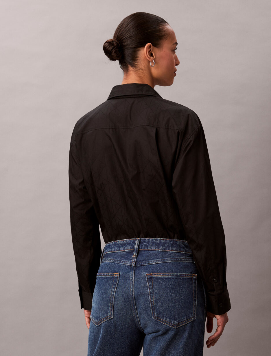 ⁦חולצת Calvin Klein שחורה⁩ – תמונה ⁦6⁩
