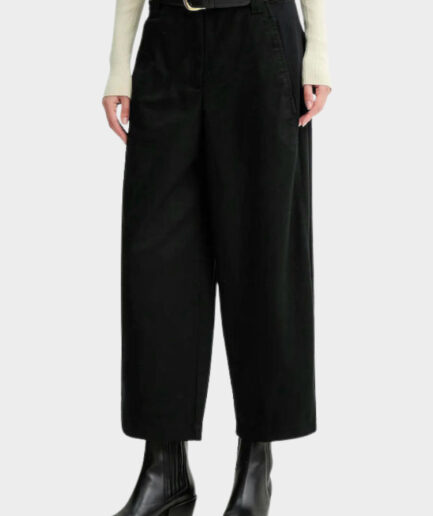 מכנסי נשים מבית Calvin Klein Jeans