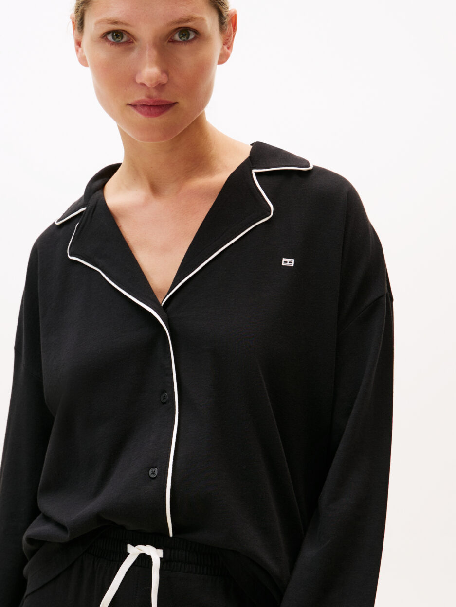 ⁦Tommy Hilfiger סט פיג’מה לנשים שחור⁩ – תמונה ⁦7⁩