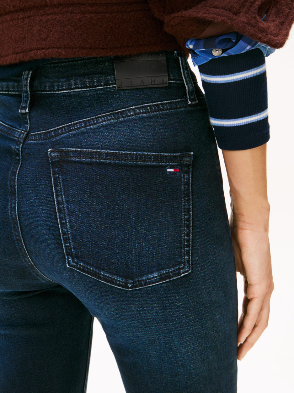 ⁦Tommy Jeans ג'ינס סקיני לנשים – Blue Black⁩ – תמונה ⁦4⁩